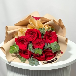 دسته گل دلبر سرخ