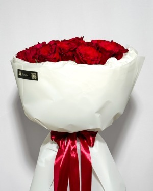 دسته گل سرخ کلاسیک
