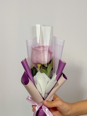 تک شاخه یاس