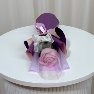 تک شاخه یاس