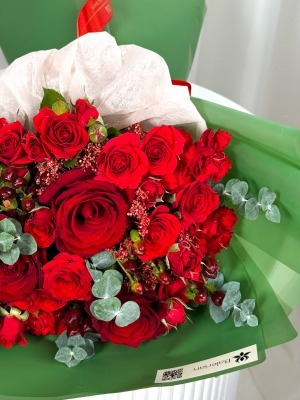دسته گل اطلسی