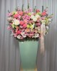 باکس گل یکطرفه رز و لیسیانتوس صورتی و سفید باکس گل یکطرفه رز و لیسیانتوس صورتی و سفید