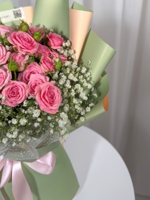 دسته گل رز مینیاتوری صورتی نسترن